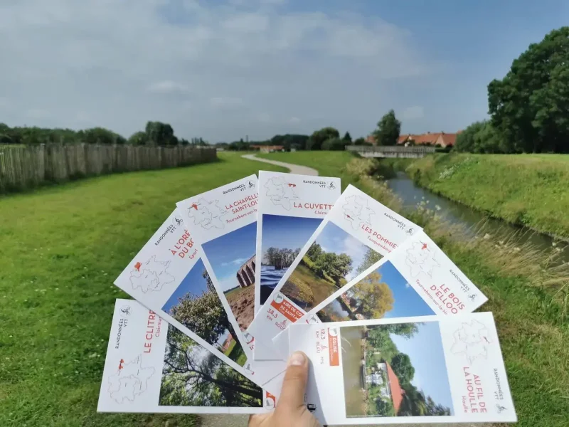 Fiches de randonnée du marais Audomarois en vente à la Maison du Marais
